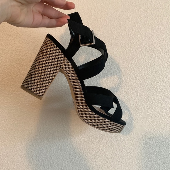 platform heels - Picture 4 of 5